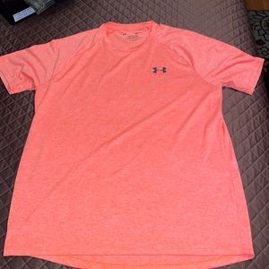 Mens under armour tech tee